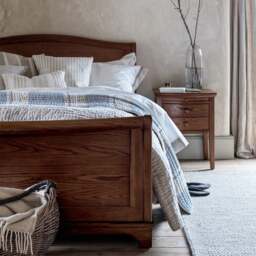 5ft King Size Sleigh Bed - Winchcombe Dark Oak - The Cotswold Company - thumbnail 5