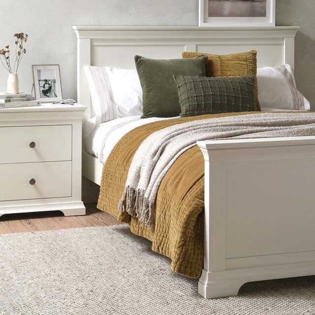 5ft King Size Bed - Chantilly Warm White - The Cotswold Company - image 1