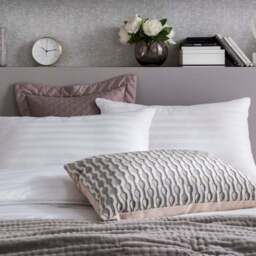 Boutique Silk® Duvet - thumbnail 2