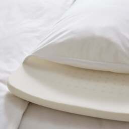 Dual Support Memory Foam Pillow - thumbnail 3