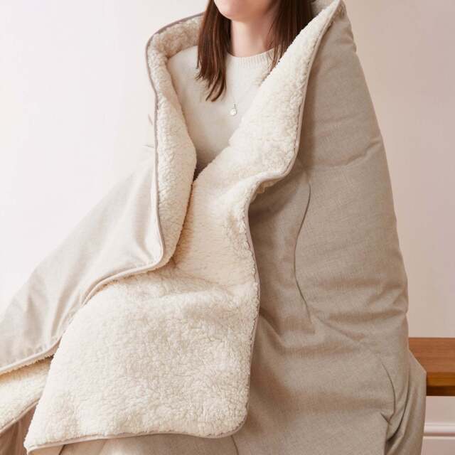 Night Lark® Soft Weave Sherpa Throw – Natural Oat - image 1