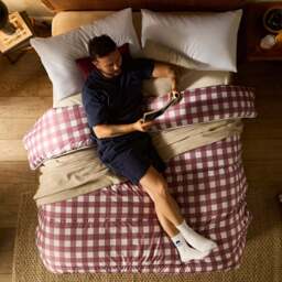 Night Lark® Gingham Burgundy Coverless Duvet Set - thumbnail 4