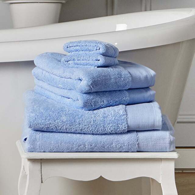Como Blue 700gsm Organic Cotton Towel Collection - image 1