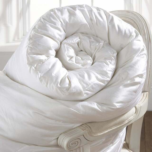 Montreal Hungarian Goose Down Duvet Collection