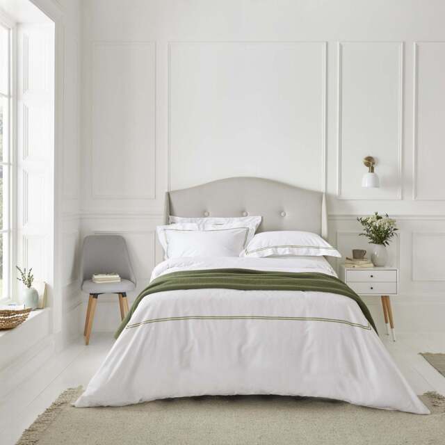 Lexington 300TC Sateen Olive Green & White Two Line Duvet Cover - image 1