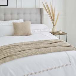 Lexington 300TC Sateen Latte Two Line Duvet Cover - thumbnail 4
