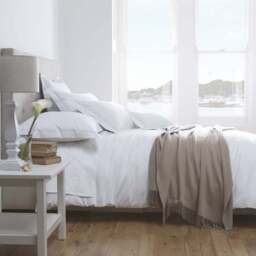 Seville Organic 600TC Sateen Cot Bed Fitted Sheet - thumbnail 5