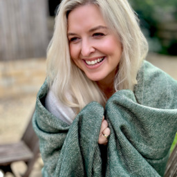 Lisbon Cotton Herringbone Picnic Blanket with Leather Carry Strap - thumbnail 3