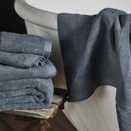 Amalfi 450gsm Light Weight Spa Towel Collection