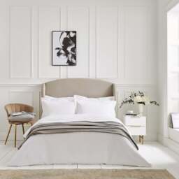 Lisbon Throw with Blanket Stitch Hem - thumbnail 4