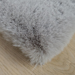 Deluxe Rabbit Faux Fur Rug  - Silver / 120cm - thumbnail 2