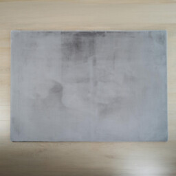 Deluxe Rabbit Faux Fur Rug  - Silver / 120cm - thumbnail 3