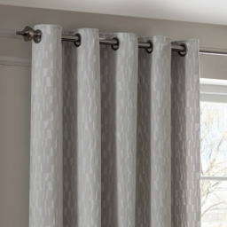 Set of 2 Manhattan Velvet Eyelet Curtains - Silver / 183cm / 168cm - thumbnail 3