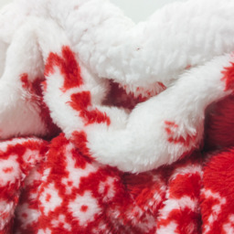 Teddy Soft Nordic printed Sherpa Reverse Throw  - red - thumbnail 3