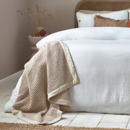 Lark Muslin Cotton Duvet Cover Set - White / Superking - thumbnail 3