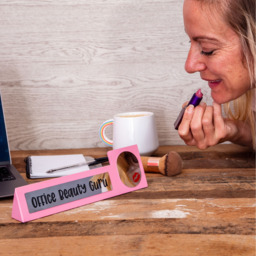 Wooden Desk Sign - Office Beauty Guru - Pink - thumbnail 4