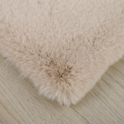 Deluxe Rabbit Faux Fur Rug  - Biscuit / 140cm - thumbnail 2