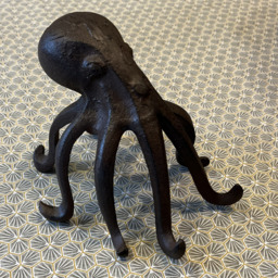 Cast Iron Octopus Phone Holder - Bronze - thumbnail 2