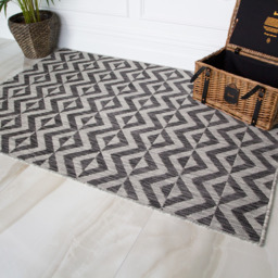 Geometric Flatweave Outdoor Rug - Charcoal / 150 x 80cm - thumbnail 4