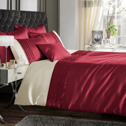 Satin Pleated Faux Silk Duvet Cover and Pillowcase Set - Burgundy / Cream / Single - thumbnail 2