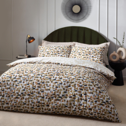 Geometric Triangles Duvet Cover Set - Toffee / Superking - thumbnail 2