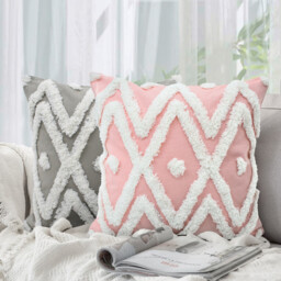 Boho Tuft Cushion - Pink - thumbnail 2