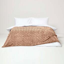 Homescapes Geometric Triangle Velvet Throw - Light Brown / 200cm - thumbnail 3