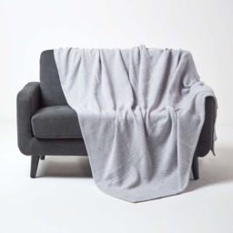 Homescapes Cotton Halden Chevron Throw - Grey / 200cm - thumbnail 3
