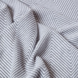 Homescapes Cotton Halden Chevron Throw - Grey / 200cm - thumbnail 2