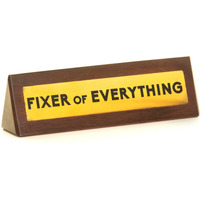 Wooden Desk Sign - Fixer Of Everything - Brown - image 1