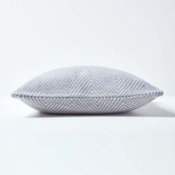 Homescapes Cotton Halden Chevron Cushion Cover - Grey / 45cm - thumbnail 2