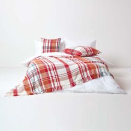 Tartan 100 Cotton Falun Throw with Tassels - Red / 255cm - thumbnail 3