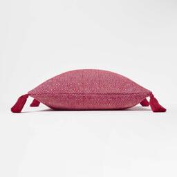 Homescapes Malda Handwoven Red Geometric Kilim Cushion - Red - thumbnail 4