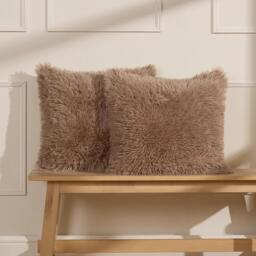 Pack of Fluffy Fleece Cushion Covers - Natural / 45cm / 2 - thumbnail 5