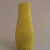Zigzag Vase 14cm - Yellow / 125g
