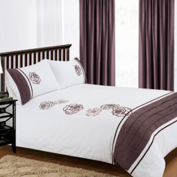 Floral Florentine Sequin Duvet Cover and Pillowcase Set - White / Burgundy / King - thumbnail 3