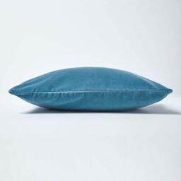 Homescapes Velvet Cushion Cover - Blue / 50cm / 1 - thumbnail 2