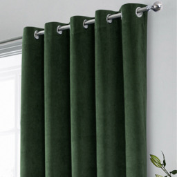 Hampton Green Blackout Velvet Supersoft Eyelet Curtains - Green / 117cm / 137cm - thumbnail 5