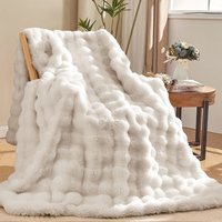 Luxury Thermal Supersoft Indulging Throw - Cream / 220cm