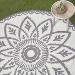 Homescapes Outdoor Rug Waterproof Reversible, 180 cm Round, White and Grey Henna - Grey - thumbnail 4
