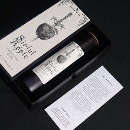 Ancient Witch Ritual Candle Sinful Apple Scent for Meditation Rituals - Black - thumbnail 4