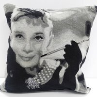 Audrey Hepburn Cushion Cover (43x43 cm) - Multicolor