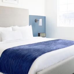 Dakota Blanket Throw - Navy - thumbnail 5