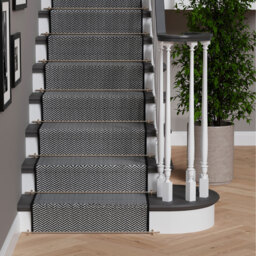 Herringbone Cut To Measure Stair Carpet Runner 60cm Wide - Black & White / 548cm - thumbnail 2