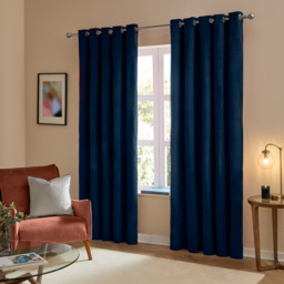Set of 2 The Ultimate Velvet Blackout Eyelet Curtains - Royal / 168cm / 137cm - thumbnail 2