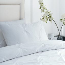 Elysia Pinch Pleat Embroidered Duvet Cover Set - White / King - thumbnail 3