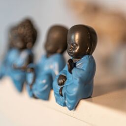 Set of 4 Sitting Buddha Ornaments  - Blue - thumbnail 3