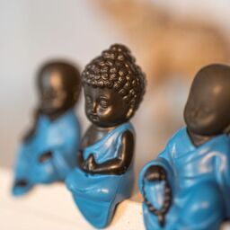 Set of 4 Sitting Buddha Ornaments  - Blue - thumbnail 2
