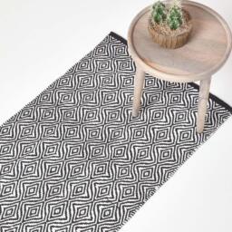 Homescapes Trance Diamond Pattern Recycled Fibre Rug - Black / 200cm - thumbnail 2