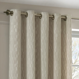 Set of 2 Manhattan Velvet Eyelet Curtains - Ivory / 183cm / 229cm - thumbnail 3